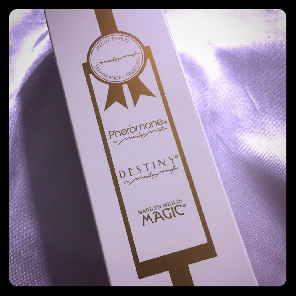VINTAGE-Marilyn Miglin Pheromone/ Magic